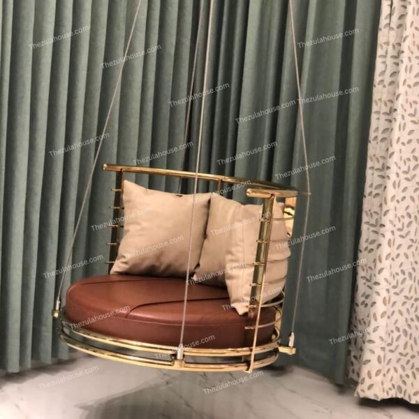 Simgle 07 - SS Round Swing- Gold Finish